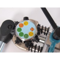 Handmatige flare zetter voor in de bankschroef